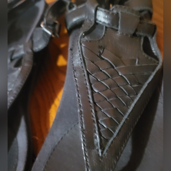 Teva Women's Capri Sandal Black T Strap Sandals Size 10 - Picture 3 of 9